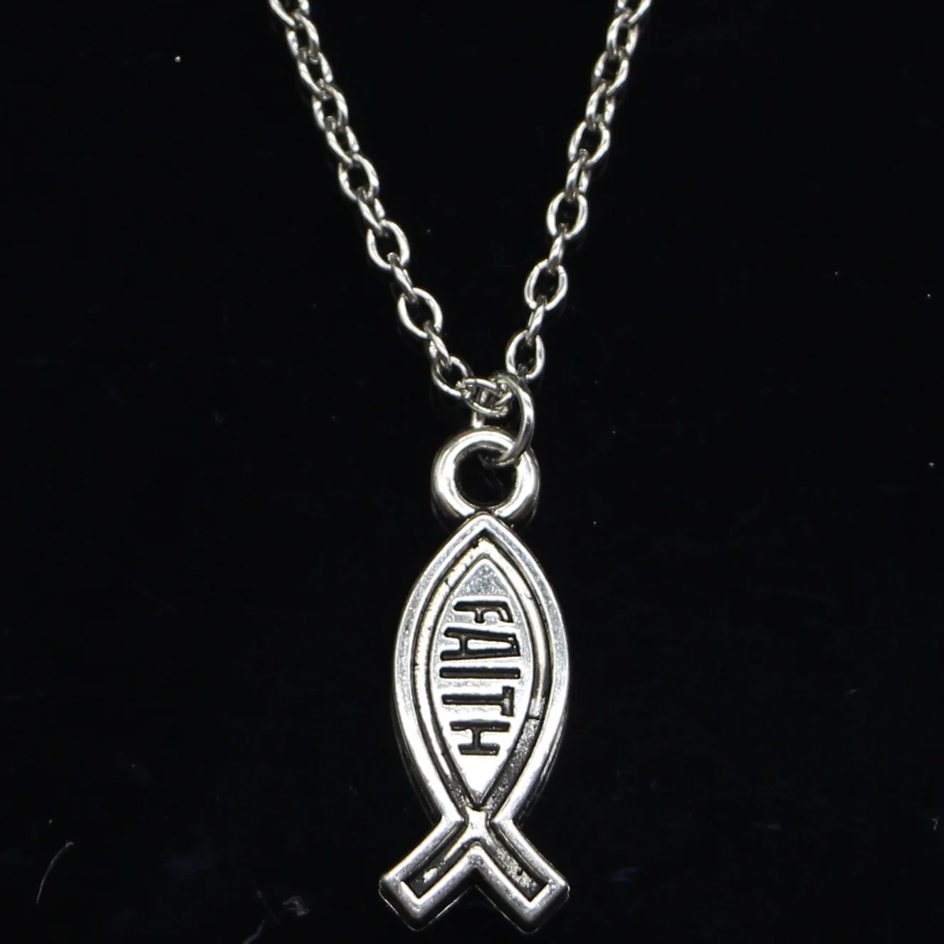 20pcs New Fashion Necklace 25x9mm Fish Faith Pendants Short Long Women Men Colar Gift Jewelry Choker
20pcs New Fashion Necklace 25x9mm Fish Faith Pendants Short Long Women Men Colar Gift Jewelry Choker