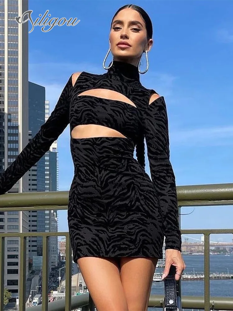 Ailigou High Quality New Leopard Print Sexy Hollow Long Sleeve High Neck Ladies Tight New Party Wear Ladies Autumn Mini Dress
Ailigou High Quality New Leopard Print Sexy Hollow Long Sleeve High Neck Ladies Tight New Party Wear Ladies Autumn Mini Dress