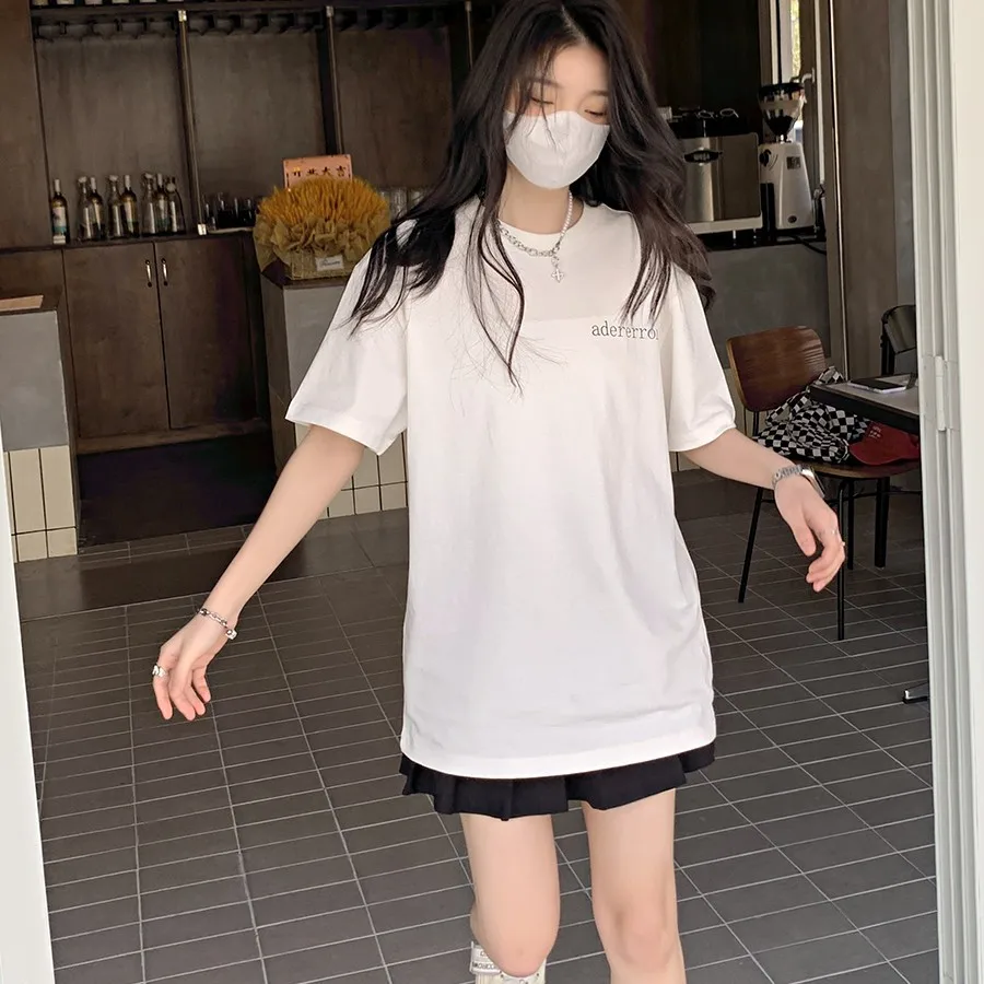 Fashion Brand Limited Short Sleeve Female Korean Minority Oversize Loose Cartoon Dog Print Couple Half Sleeve T-shirt
Fashion Brand Limited Short Sleeve Female Korean Minority Oversize Loose Cartoon Dog Print Couple Half Sleeve T-shirt