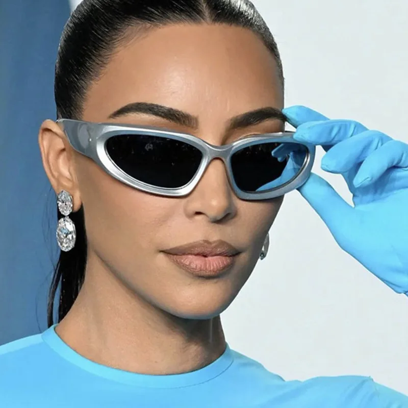 New Fashion Sports Sunglasses Men Women Y2K Luxury Designer Brand Sports Sun Glasses Fashion Holiday Accessories Shades
New Fashion Sports Sunglasses Men Women Y2K Luxury Designer Brand Sports Sun Glasses Fashion Holiday Accessories Shades