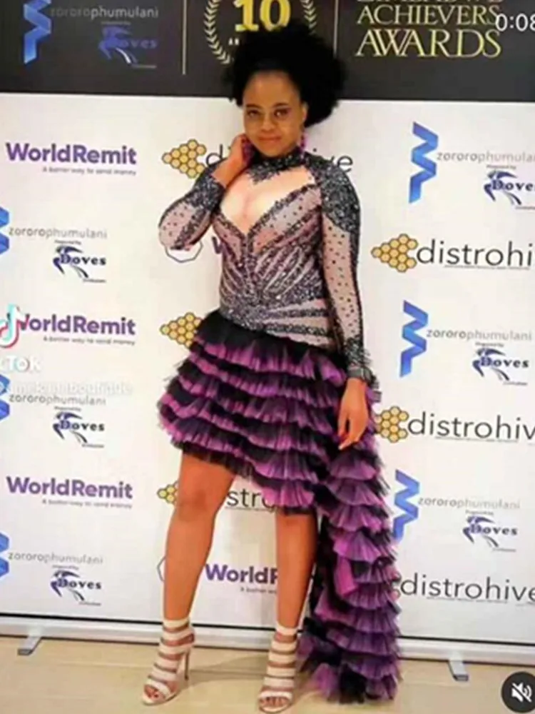 Purple Color Women Long Sleeve Sexy Rhinestones Ruffles Bodycon Long Dress Celebrate Red Carpet Show Dress Stage Wear
Purple Color Women Long Sleeve Sexy Rhinestones Ruffles Bodycon Long Dress Celebrate Red Carpet Show Dress Stage Wear