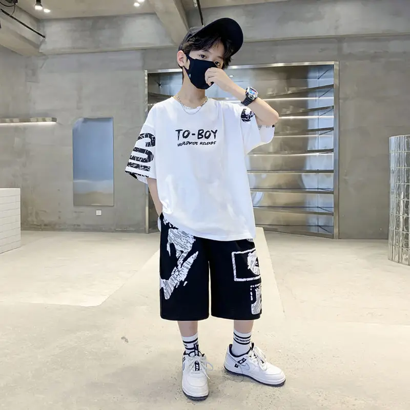 Boys Summer Trendy Casual Sports 2pcs T-shirts+Pants Suits 3-14 Years Teenage Boys Hip Hop Style Fashion Ropa 유아 상하복세트 
Boys Summer Trendy Casual Sports 2pcs T-shirts+Pants Suits 3-14 Years Teenage Boys Hip Hop Style Fashion Ropa 유아 상하복세트