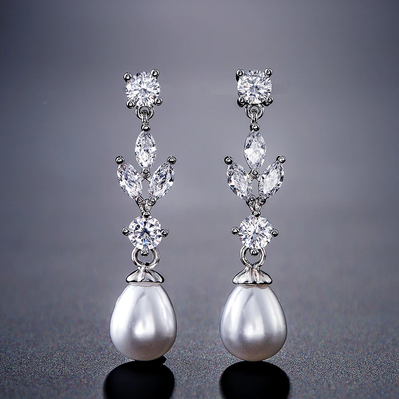 Korea Style Sweet Romantic Pearl Dangle Earrings Wedding Jewelry Exquisite Shiny Zircon Earring for Women Valentine's Day Gifts
Korea Style Sweet Romantic Pearl Dangle Earrings Wedding Jewelry Exquisite Shiny Zircon Earring for Women Valentine's Day Gifts