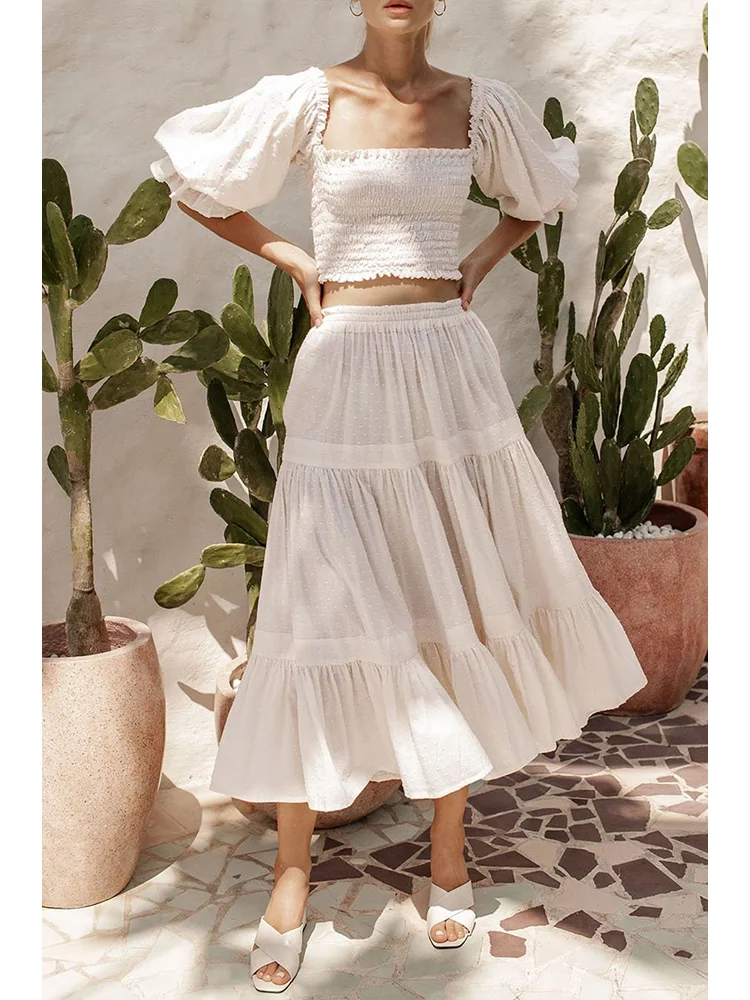 Elegant Women's Dress Layered Ruffle Edge Elegant White Casual Beach Style and Women's Lantern Sleeve Bra Top 2 Piece Set
Elegant Women's Dress Layered Ruffle Edge Elegant White Casual Beach Style and Women's Lantern Sleeve Bra Top 2 Piece Set