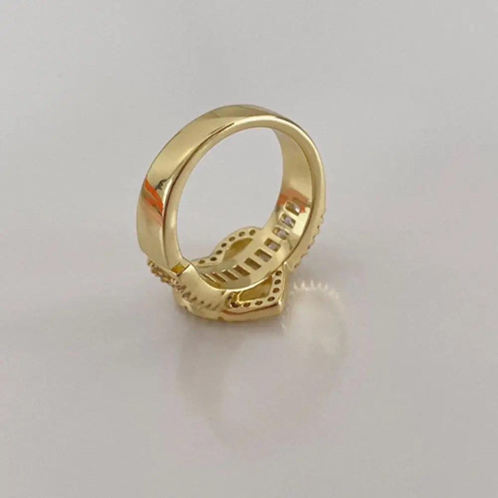 Unique Heart Ring Cubic Zirconia Inlaid Geometric Light Luxury Women Love Heart Ring Lightweight Women Ring Fashion Accessory
Unique Heart Ring Cubic Zirconia Inlaid Geometric Light Luxury Women Love Heart Ring Lightweight Women Ring Fashion Accessory