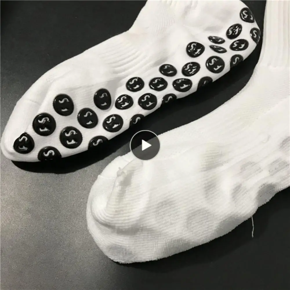 Breathable Competition Training Socks Round Silicone Suction Cup Grip Baseball Rugby Socks Anti Slip Mens Warm Sock Soccer Socks
Breathable Competition Training Socks Round Silicone Suction Cup Grip Baseball Rugby Socks Anti Slip Mens Warm Sock Soccer Socks