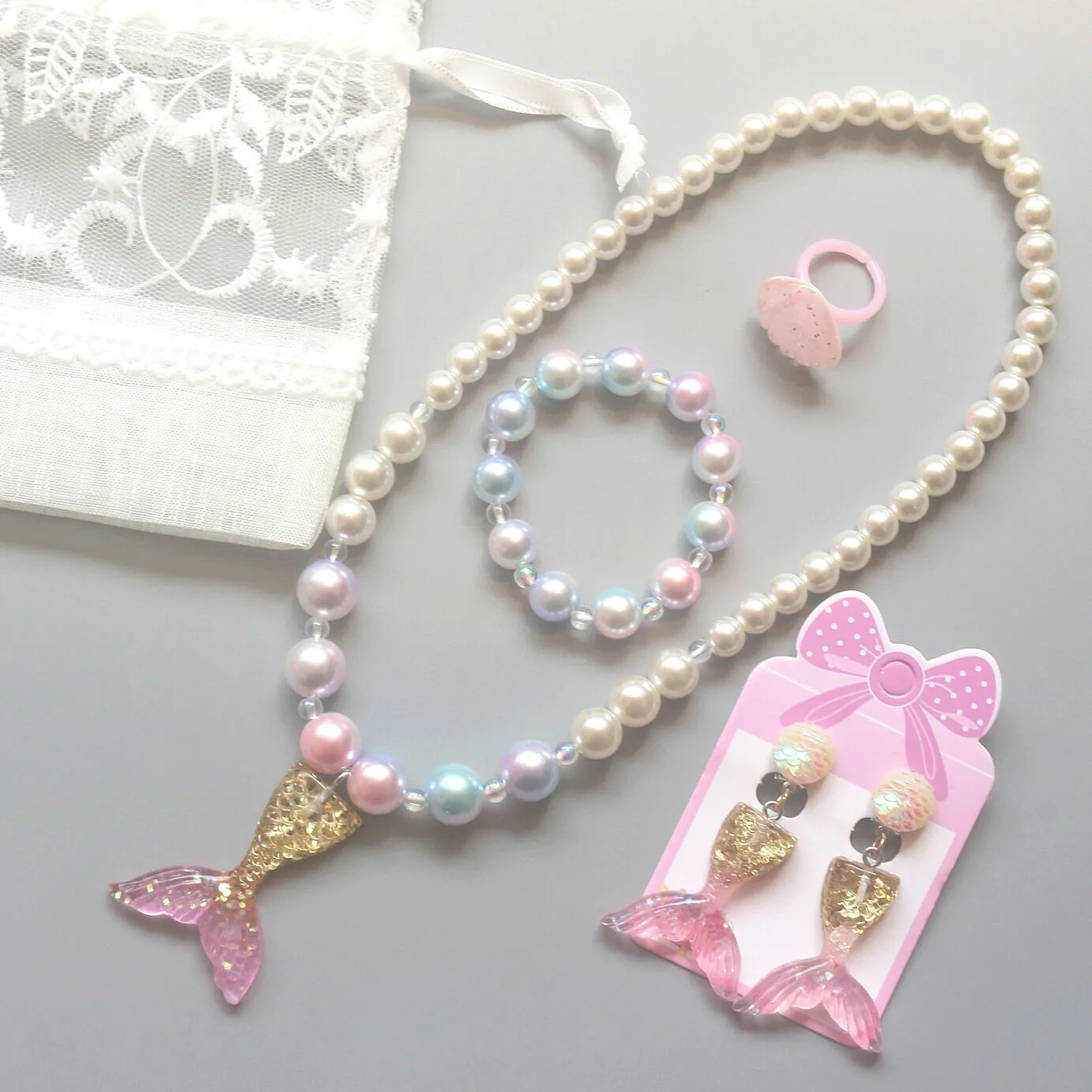 Jewelry Sets Mermaid Scales Animals Cute Necklace Ring Earrings Bracelet Cosplay Jewelry Sets for Kids Girls Christmas Gift
Jewelry Sets Mermaid Scales Animals Cute Necklace Ring Earrings Bracelet Cosplay Jewelry Sets for Kids Girls Christmas Gift