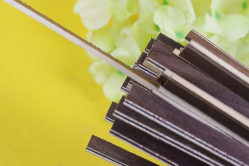 25 полосок гитары Luthier Purfling связывающий инкрустация Marquetry 640x6x1,2 мм #112S
25 полосок гитары Luthier Purfling связывающий инкрустация Marquetry 640x6x1,2 мм #112S