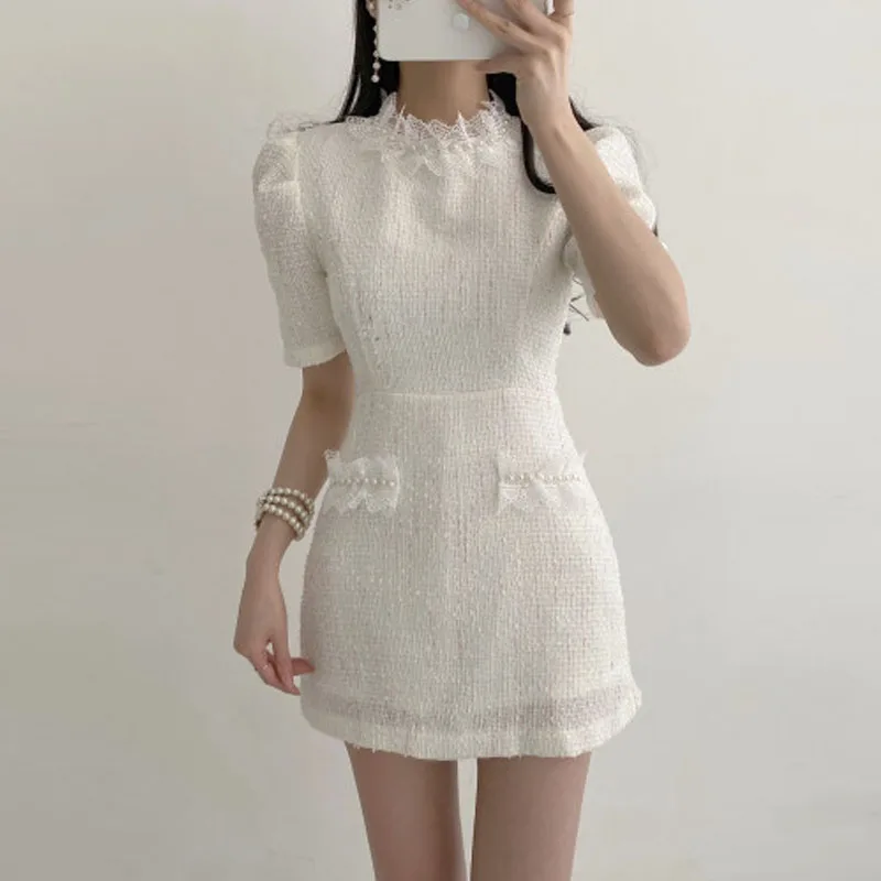 One Piece Woman Sweet Pearl Beading Lace Dress Summer Stand Neck Puff Sleeve Robe Slim Office Mini Dress Female Ruffles Dresses
One Piece Woman Sweet Pearl Beading Lace Dress Summer Stand Neck Puff Sleeve Robe Slim Office Mini Dress Female Ruffles Dresses