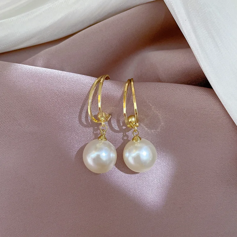 New Fashion Trendy Vintage S925 Silver Korean Vintage Pearl Earrings For Women Dangle Earrings Exquisite Jewelry For Party Gift
New Fashion Trendy Vintage S925 Silver Korean Vintage Pearl Earrings For Women Dangle Earrings Exquisite Jewelry For Party Gift
