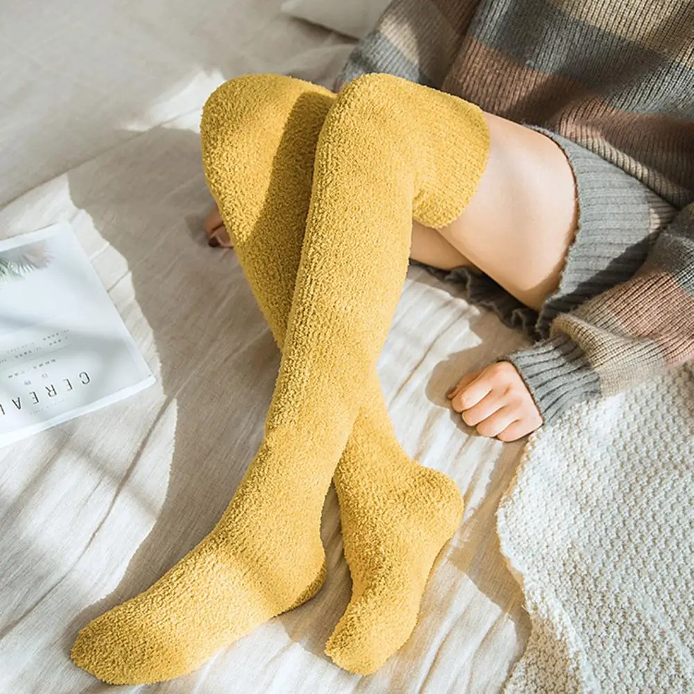 1 Pair Useful Tube Stockings Indeformable Anti-slip Daily Costume Coral Fleece Thigh High Long Socks
1 Pair Useful Tube Stockings Indeformable Anti-slip Daily Costume Coral Fleece Thigh High Long Socks