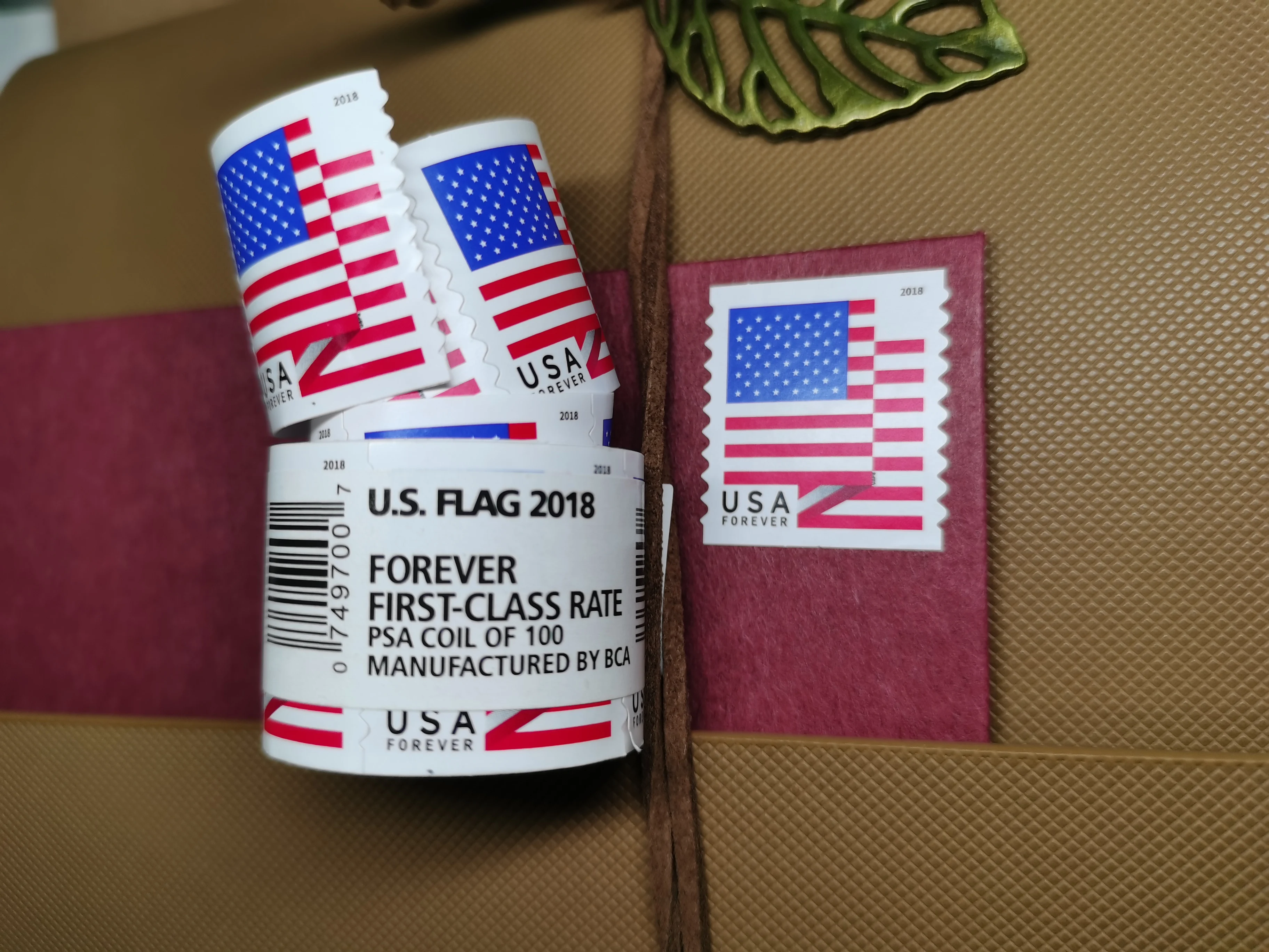 New Stamps roll 2018 Assorted Flag First Class Rate coil of 100 Thank You Notes, Invitations, Greeting Cards,wedding
New Stamps roll 2018 Assorted Flag First Class Rate coil of 100 Thank You Notes, Invitations, Greeting Cards,wedding