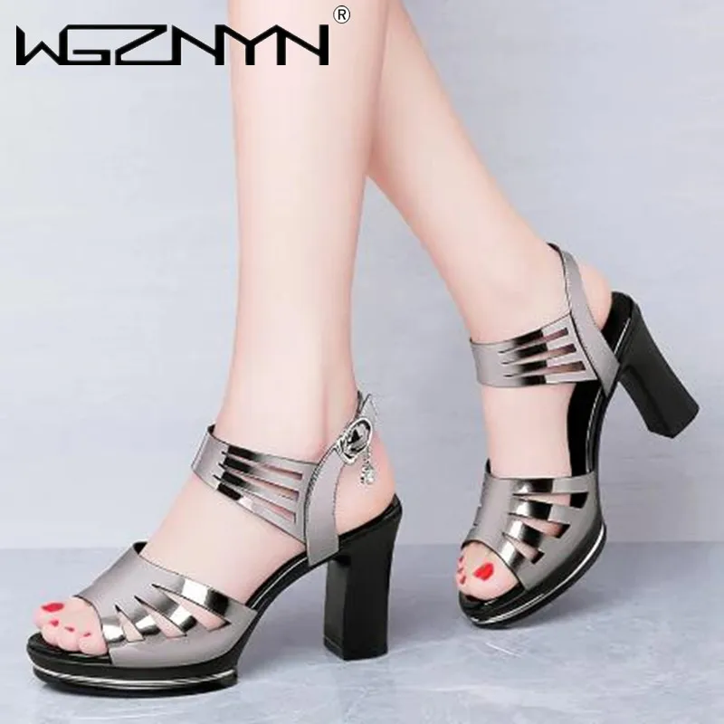 2022 Women's Summer Fish Mouth Sandals Female PU High Heels Shoes Woman Buckle Open Toe Ladies Platform Fashion Hollow Out Shoes
2022 Women's Summer Fish Mouth Sandals Female PU High Heels Shoes Woman Buckle Open Toe Ladies Platform Fashion Hollow Out Shoes