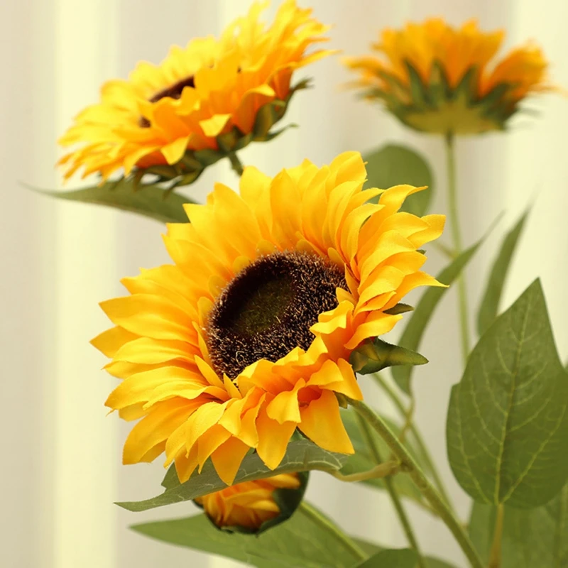 Artificial Sunflowers Flowers for Home Garden Wedding Decor Centerpieces Real Touch Floral Bride Holding Flowers Photo Props
Artificial Sunflowers Flowers for Home Garden Wedding Decor Centerpieces Real Touch Floral Bride Holding Flowers Photo Props