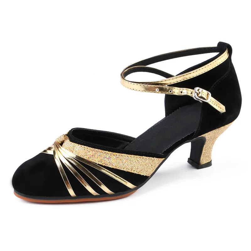 Professional Women Latin Modern dance shoes Ballroom medium high heel dance shoes drill Soft soled Cha cha tango dance shoes
Professional Women Latin Modern dance shoes Ballroom medium high heel dance shoes drill Soft soled Cha cha tango dance shoes