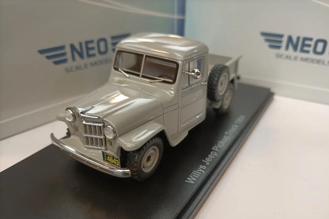 NEO 1:43 For Willys Jeep Pickup Truck 1964 Classic Cars Limited Edition Resin Metal Static Car Model Toy Gift
NEO 1:43 For Willys Jeep Pickup Truck 1964 Classic Cars Limited Edition Resin Metal Static Car Model Toy Gift