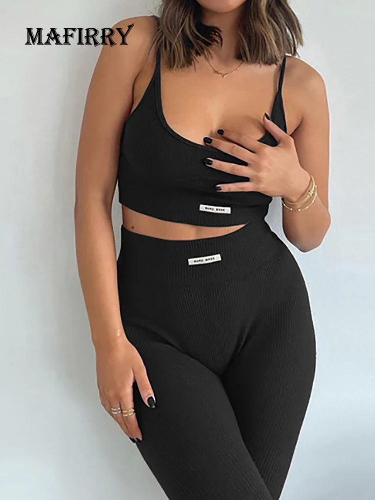 2022 Skinny Women High Elastic Waist Short Top Sling 2PCS Set Solid Sleeveless Sexy Backless Loungewear Ladies Outfit Streetwear
2022 Skinny Women High Elastic Waist Short Top Sling 2PCS Set Solid Sleeveless Sexy Backless Loungewear Ladies Outfit Streetwear