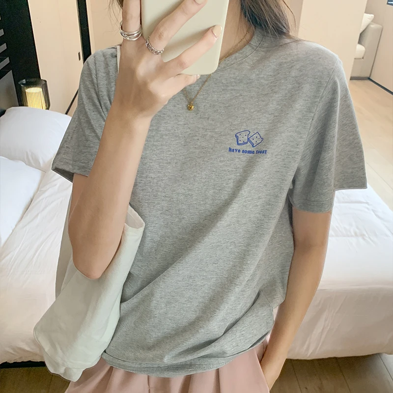 Женская хлопковая футболка с коротким рукавом, с принтом 
Женская хлопковая футболка с коротким рукавом, с принтом