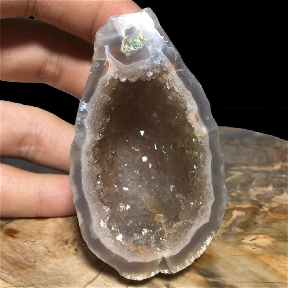 Natural Druzy Agate Geode Crystal Quartz Specimen Souvenir Modern Ore Mineral Sample Gemstone Chakra Energy Aesthetic Decoration
Natural Druzy Agate Geode Crystal Quartz Specimen Souvenir Modern Ore Mineral Sample Gemstone Chakra Energy Aesthetic Decoration