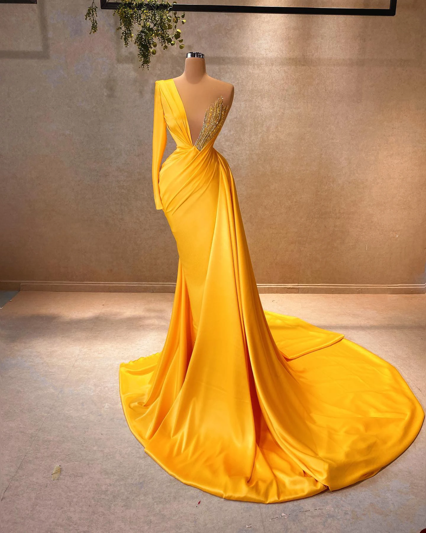 Gorgeous Evening Dress Mermaid Formal Occasion Dress V-neck One Sleeve Satin Applicant Pleats Court Prom Dress Vestido De Noite
Gorgeous Evening Dress Mermaid Formal Occasion Dress V-neck One Sleeve Satin Applicant Pleats Court Prom Dress Vestido De Noite
