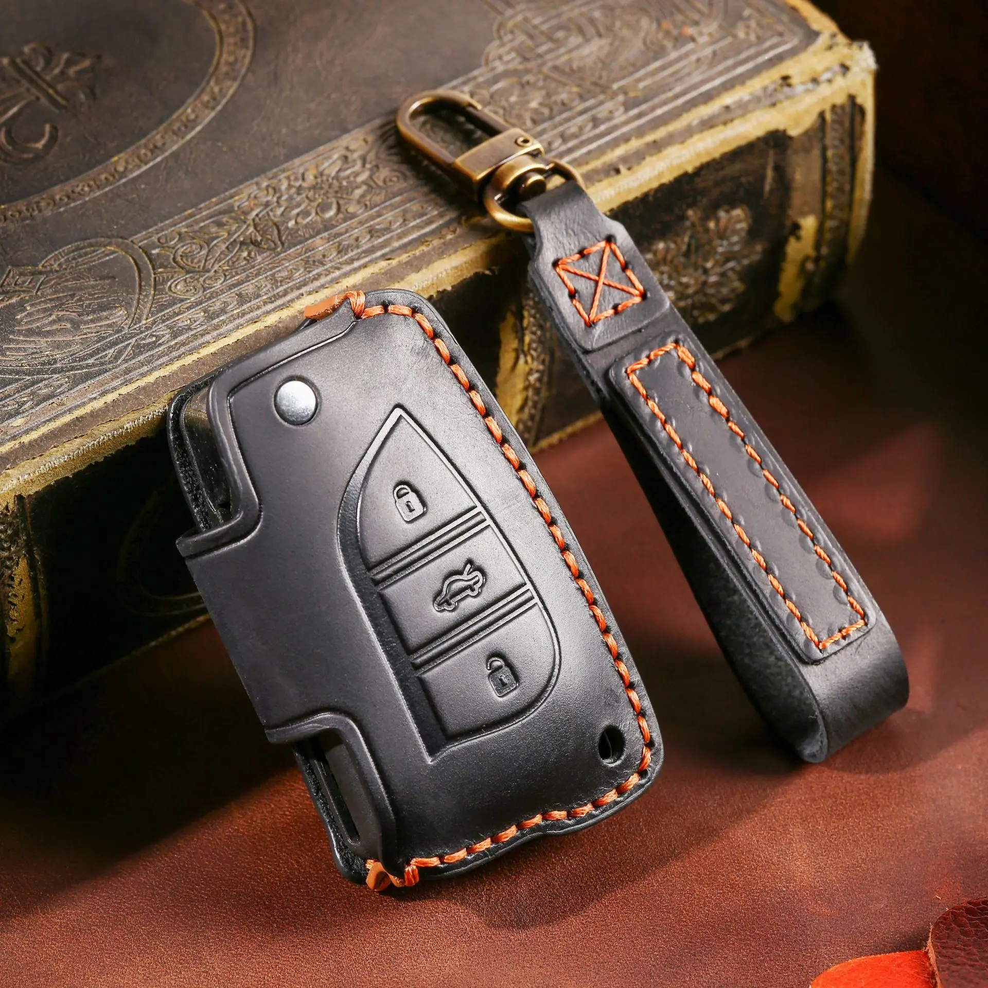 Luxury Real Leather Car Key Case Cover Fob Holder for Toyota Auris Corolla Yaris Aygo 2015 2016 Camry RAV4 Shell Protection
Luxury Real Leather Car Key Case Cover Fob Holder for Toyota Auris Corolla Yaris Aygo 2015 2016 Camry RAV4 Shell Protection