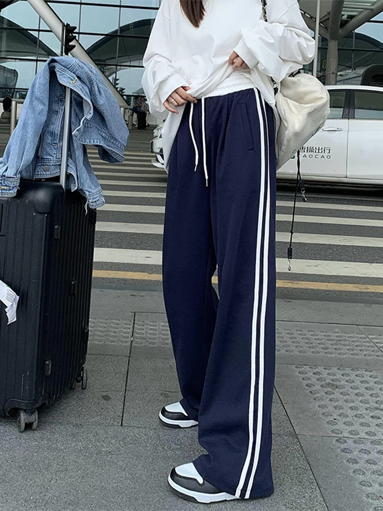 White Color Striped Design Autumn Winter Women Sweatpants 2022 Drawstring Pants Loose Wide Leg Mopping Female Trousers Harajuku
White Color Striped Design Autumn Winter Women Sweatpants 2022 Drawstring Pants Loose Wide Leg Mopping Female Trousers Harajuku