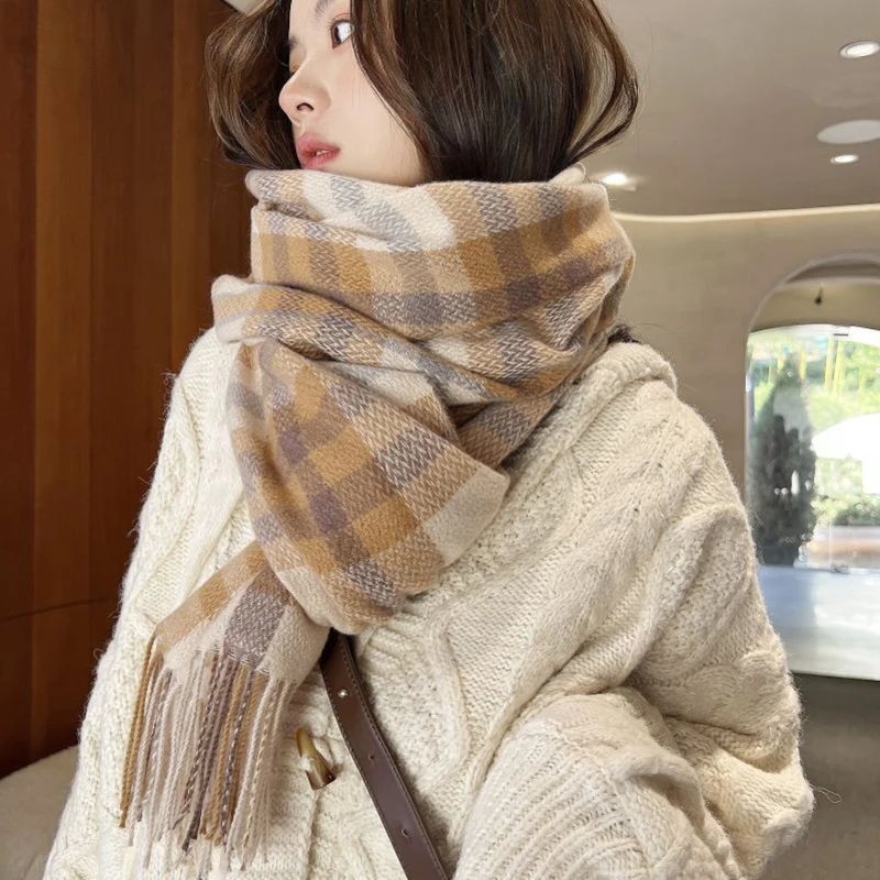 2022 New Thickened Scarf South Korea Sweet Warm Cashmere Scarf Plaid Shawl Neck Scarf Female
2022 New Thickened Scarf South Korea Sweet Warm Cashmere Scarf Plaid Shawl Neck Scarf Female