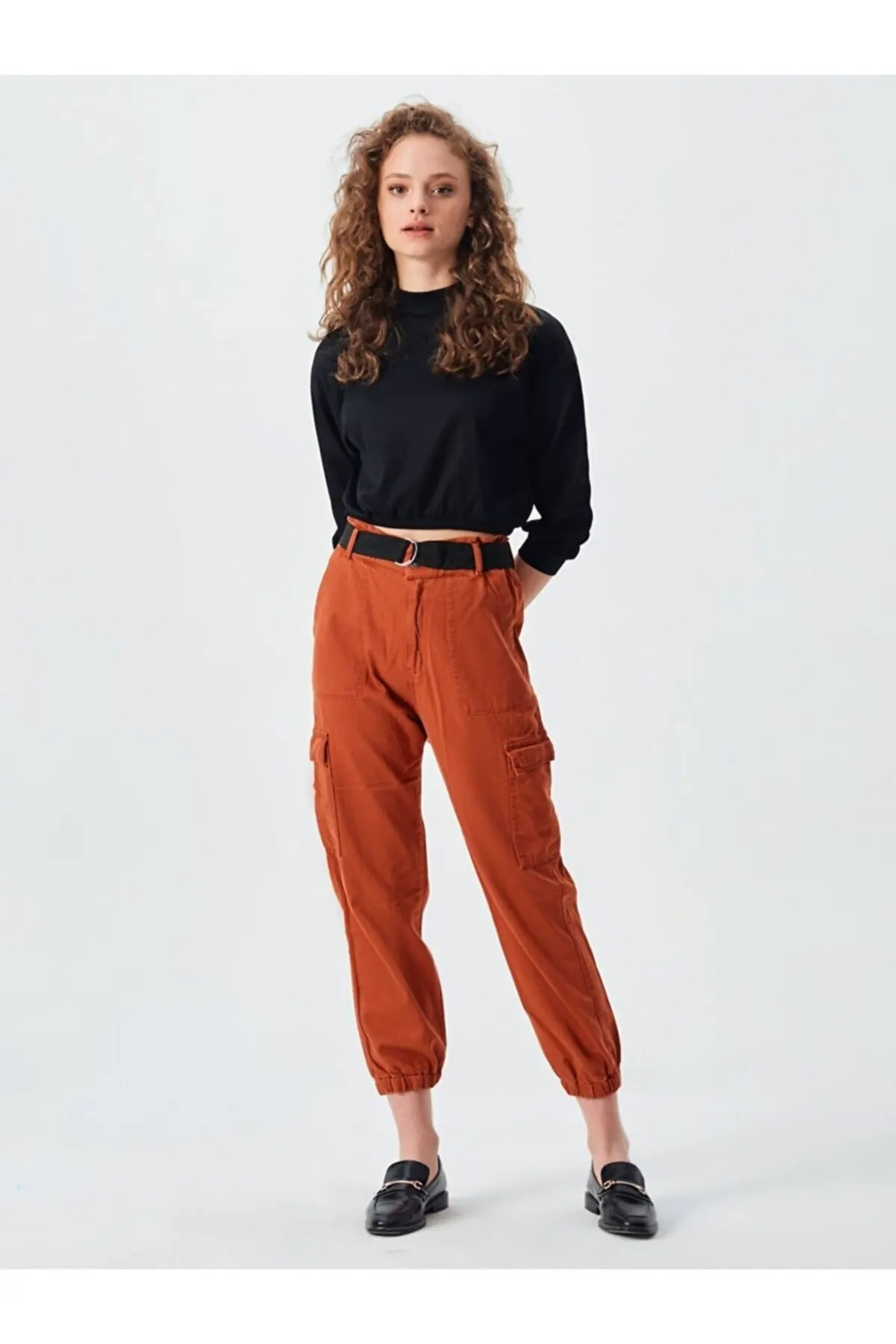 Women's Jean Cargo Full Length High Waist Straight Pant Streetwear Female Jeans Buttons Zipper Ladies
Women's Jean Cargo Full Length High Waist Straight Pant Streetwear Female Jeans Buttons Zipper Ladies