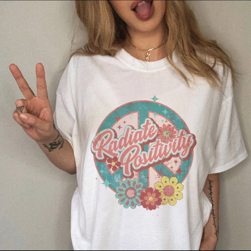 2022 Women Clothes Cartoon Flower Kawaii Cute 90s Trend Summer Print Fashion Short Sleeve Tshirt Female Tee Top Graphic T-shirt
2022 Women Clothes Cartoon Flower Kawaii Cute 90s Trend Summer Print Fashion Short Sleeve Tshirt Female Tee Top Graphic T-shirt