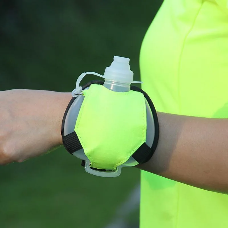 

Mini Running Wrist Water Bottle Kettle Holder Wrist Storage Bag Hydration Pack Soft Flask for Marathon Riding Fitness Climbing