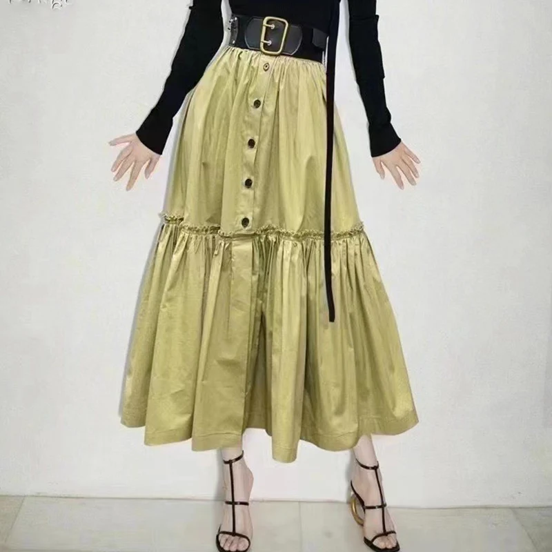 Retro luxury designer in early spring of 2023, new belt, solid color wood ear, long skirt, buckle pleated skirt, female.
Retro luxury designer in early spring of 2023, new belt, solid color wood ear, long skirt, buckle pleated skirt, female.