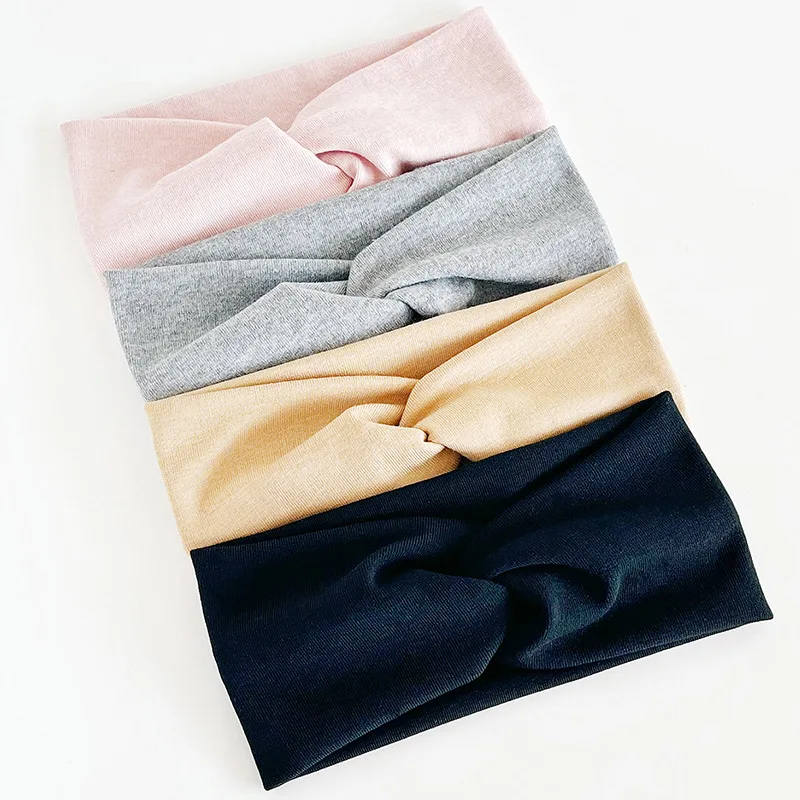Trendy Elastic Cross Headbands Solid Color Yoga Hair Band Girls Outdoors Hair Accessories For Women Travel Turban Bandage
Trendy Elastic Cross Headbands Solid Color Yoga Hair Band Girls Outdoors Hair Accessories For Women Travel Turban Bandage