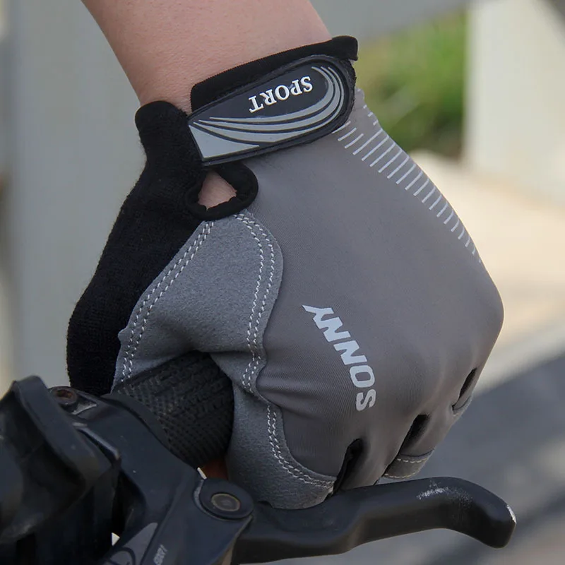 Fitness Half Finger Gloves For Men And Women In Summer Breathable And Cycling Tactics Half Fing Gloves
Fitness Half Finger Gloves For Men And Women In Summer Breathable And Cycling Tactics Half Fing Gloves