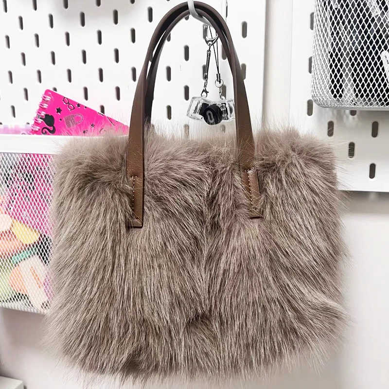 Korean Casual Faux Fur Bags For Womens Luxury Designer Handbags Purses 2024 New In Imitation Rex Rabbit Fur Comfortable Shoulder
Korean Casual Faux Fur Bags For Womens Luxury Designer Handbags Purses 2024 New In Imitation Rex Rabbit Fur Comfortable Shoulder