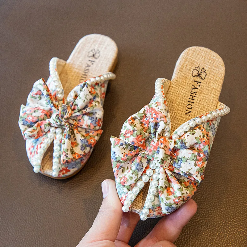 Children Beach Sandals Girl Soft Garden Shoes Baby Pearl Bow-Knot Baotou Cloth Summer Sandals Parent-Child Toddler Slippers
Children Beach Sandals Girl Soft Garden Shoes Baby Pearl Bow-Knot Baotou Cloth Summer Sandals Parent-Child Toddler Slippers