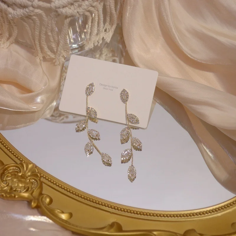 

Pendientes colgantes de hoja larga de cristal para mujer y niña, aretes bohemios de boda, joyas de oro Vintage, regalos de joyer