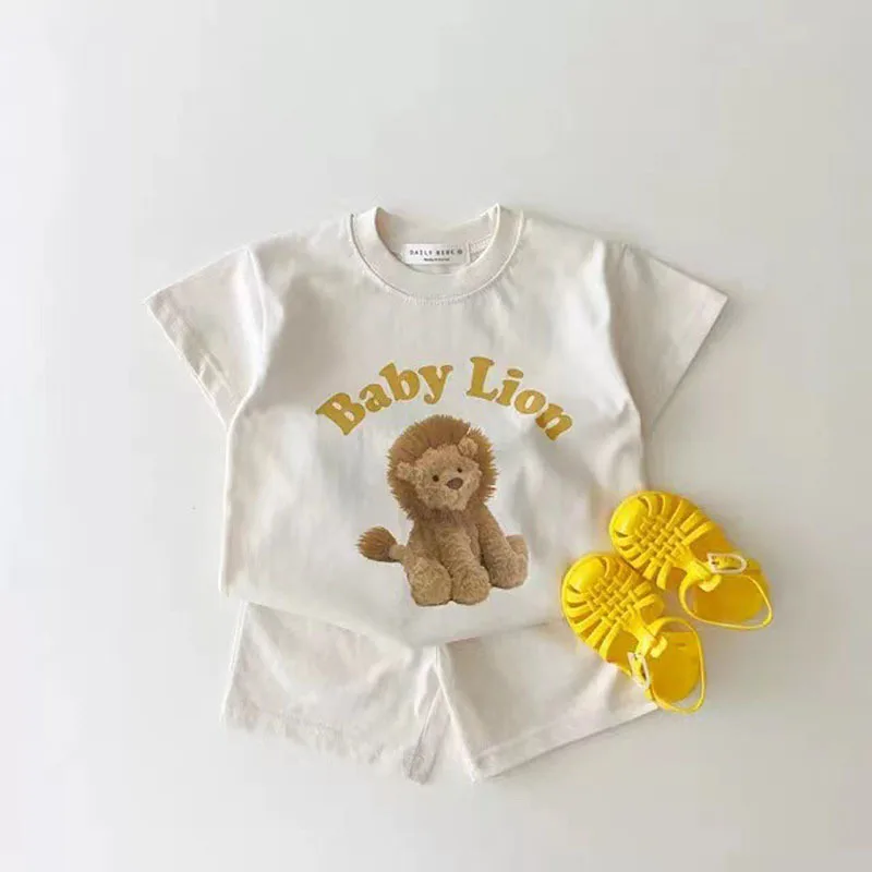 2022 Summer New Baby Short Sleeve Clothes Set Bunny Lion Bear Dinosaur Print Clothes Outfits Children T Shirt + Shorts 2pcs Suit
2022 Summer New Baby Short Sleeve Clothes Set Bunny Lion Bear Dinosaur Print Clothes Outfits Children T Shirt + Shorts 2pcs Suit