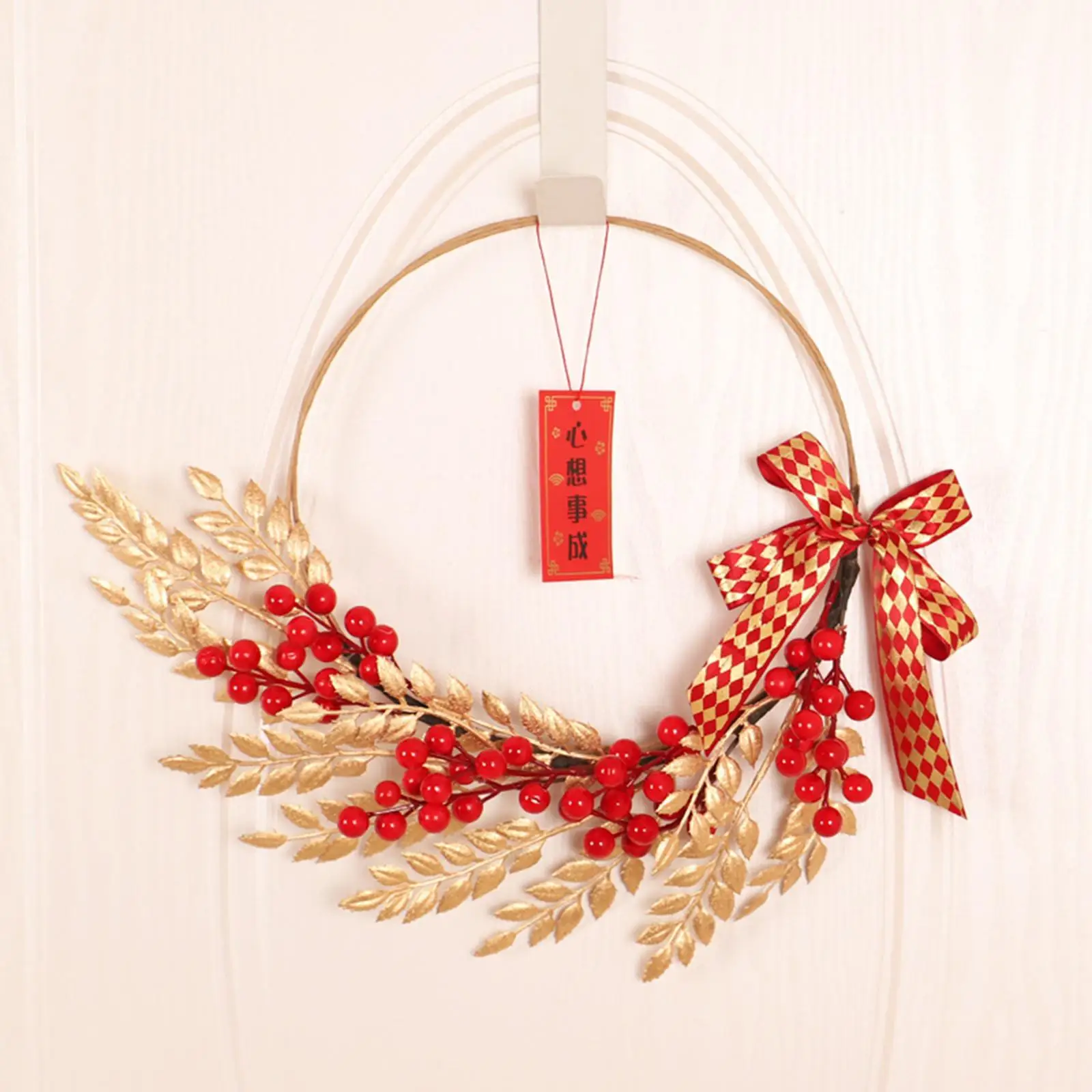 Hanging Red Berries Wreath Decoration Wire Loop Handmade Garland Decor for Front Door Mirror Indoor Outdoor Living Room New Year
Hanging Red Berries Wreath Decoration Wire Loop Handmade Garland Decor for Front Door Mirror Indoor Outdoor Living Room New Year