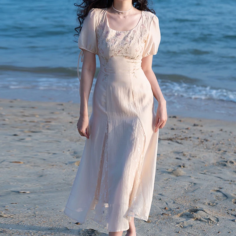 Round Neck Embroidery Lace Stitching Summer Women'S New Comfortable Short-Sleeved Fashion Waist Solid Color Beautiful Dress
Round Neck Embroidery Lace Stitching Summer Women'S New Comfortable Short-Sleeved Fashion Waist Solid Color Beautiful Dress