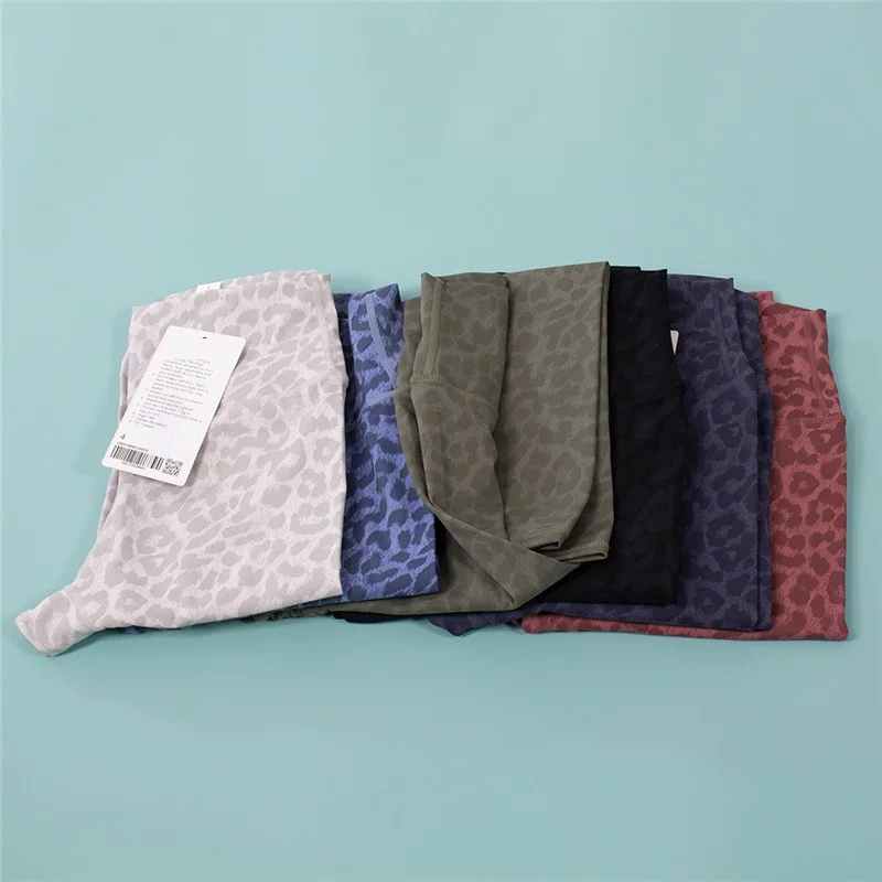 Женские леггинсы Luluwomen с высокой талией для йоги женские спортивные штаны Леопардовый Камуфляжный принт облегающие компрессионные поддерж...
Женские леггинсы Luluwomen с высокой талией для йоги женские спортивные штаны Леопардовый Камуфляжный принт облегающие компрессионные поддерж...