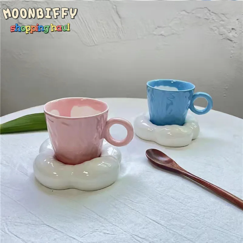 Creative Hand Painted Ceramic Coffee Cup and Saucer Set Cute Blue Sky and White Clouds Mugs Handmade Simple Breakfast Cups
Creative Hand Painted Ceramic Coffee Cup and Saucer Set Cute Blue Sky and White Clouds Mugs Handmade Simple Breakfast Cups