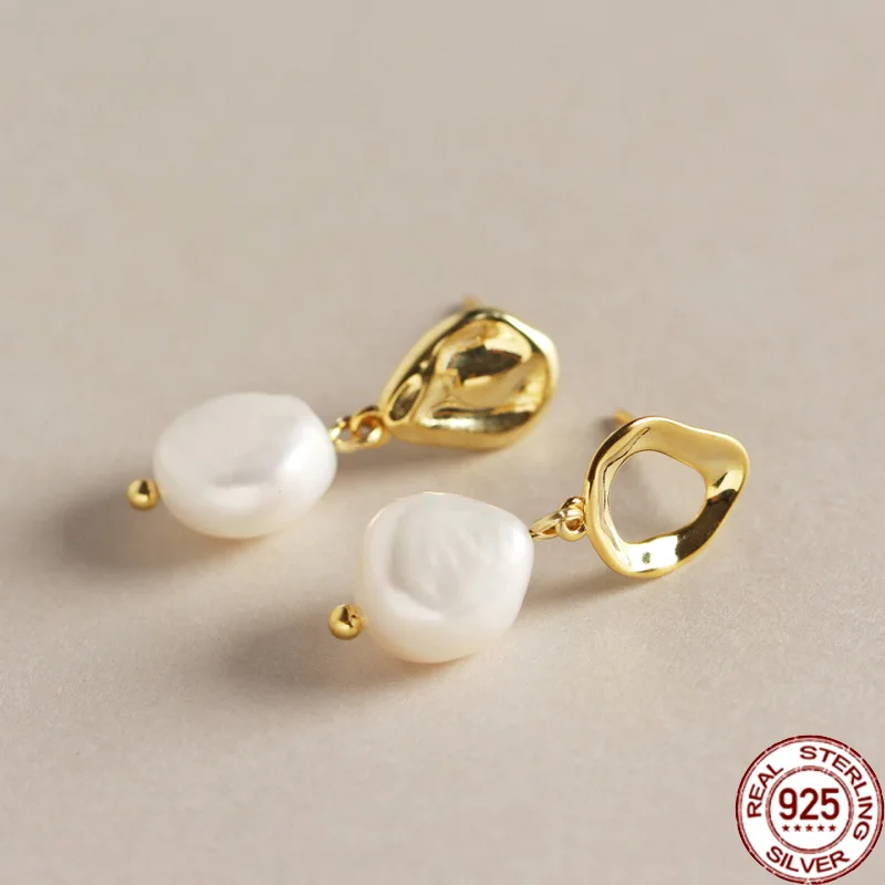 Женские асимметричные серьги E096, серьги из серебра 925 пробы с пресноводным жемчугом в Корейском стиле, ювелирные изделия в подарок
Женские асимметричные серьги E096, серьги из серебра 925 пробы с пресноводным жемчугом в Корейском стиле, ювелирные изделия в подарок