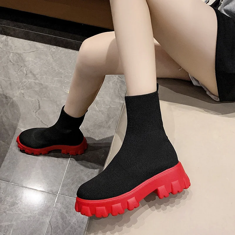2022 autumn-winter new pair of socks shoes women thick sole casual large size net red knitted short shoes women botas de mujer
2022 autumn-winter new pair of socks shoes women thick sole casual large size net red knitted short shoes women botas de mujer