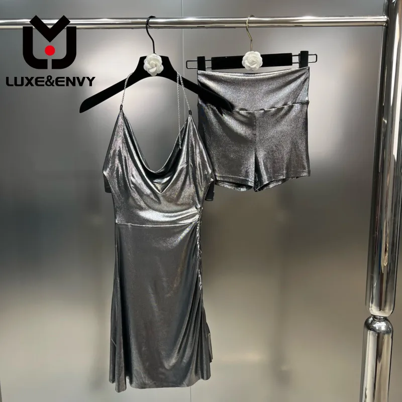 LUXE&ENVY 2023 Summer New V Neck Sleeveless Silver Banquet Dress + High Waist Shorts All-match Two-piece Sets Women WZ2620
LUXE&ENVY 2023 Summer New V Neck Sleeveless Silver Banquet Dress + High Waist Shorts All-match Two-piece Sets Women WZ2620