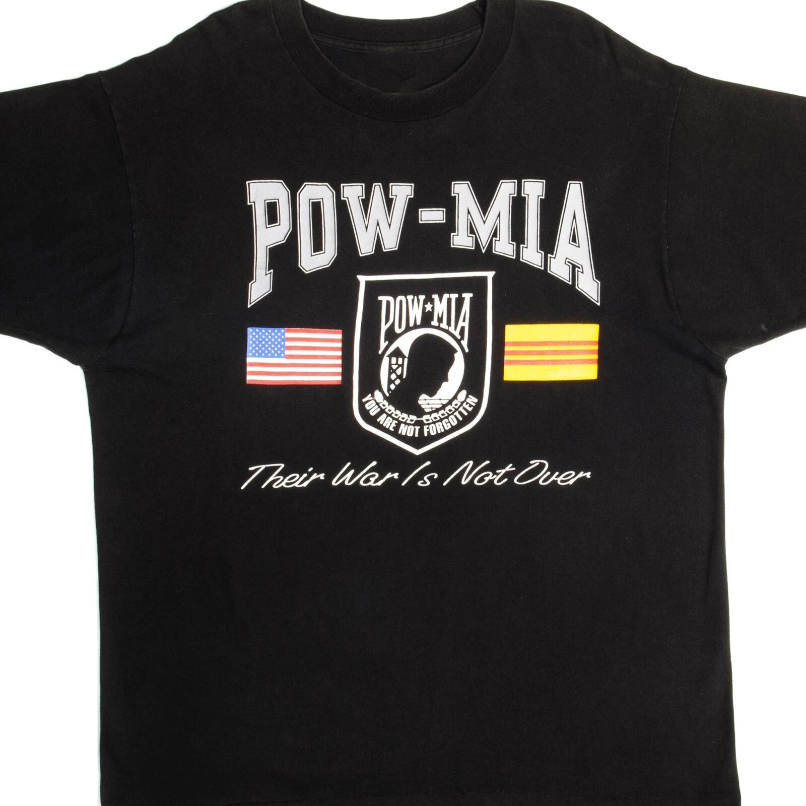 Vintage POW-MIA You Are Not Forgotten Their War Is Not Over Tee Shirt Men's 100% Cotton Casual T-shirts Loose Top Size S-3XL
Vintage POW-MIA You Are Not Forgotten Their War Is Not Over Tee Shirt Men's 100% Cotton Casual T-shirts Loose Top Size S-3XL