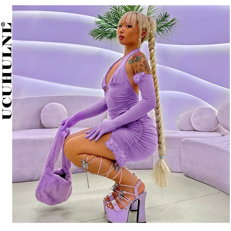 UCUHULNL Mini Dress Hollow Out Backless Bodycon Sexy Feather Patchwork Women Ruched Halter Long Gloves Streetwear Party Club
UCUHULNL Mini Dress Hollow Out Backless Bodycon Sexy Feather Patchwork Women Ruched Halter Long Gloves Streetwear Party Club