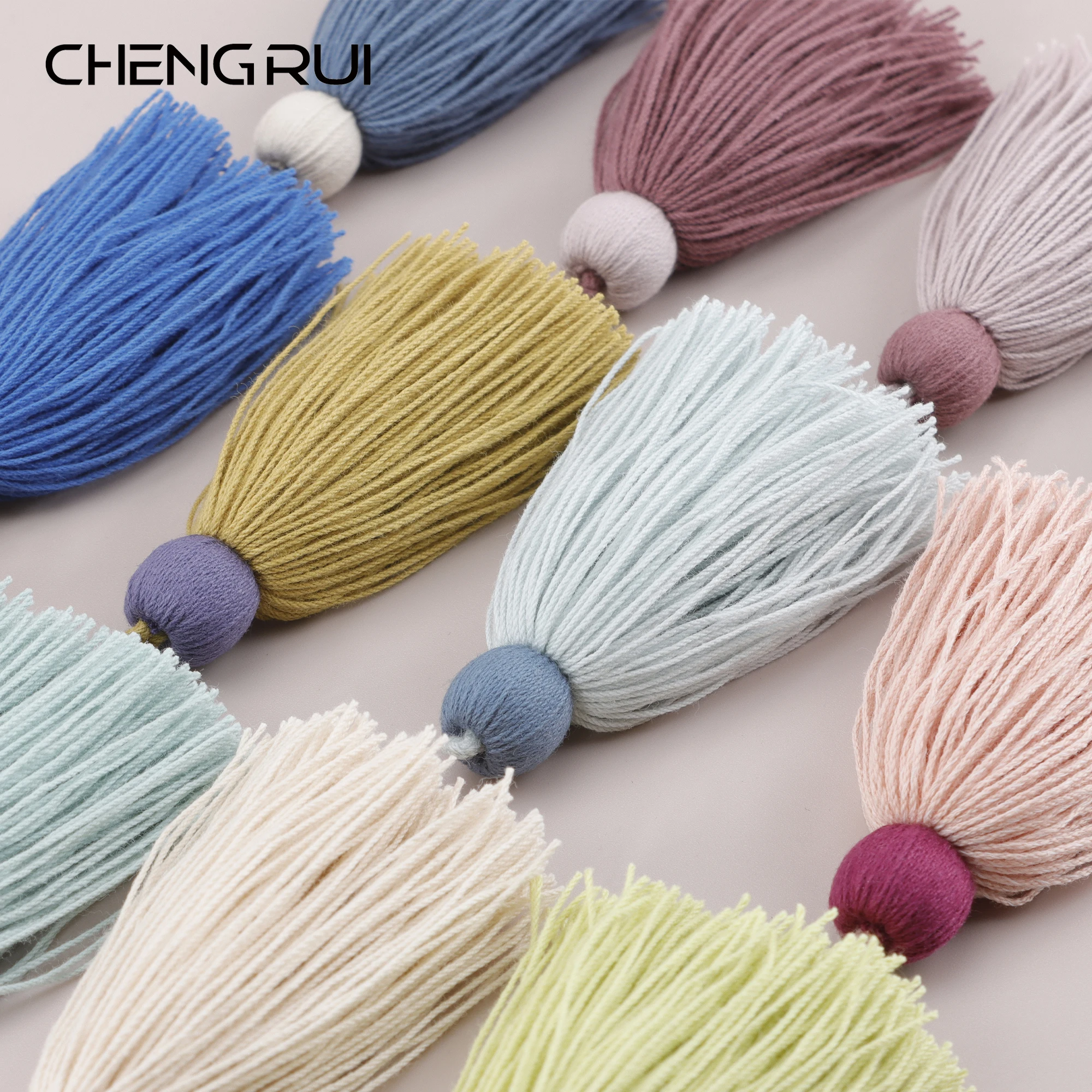 CHENGRUI L235,6.9cm,jewelry making,cotton tassels,Ornament material,hand made,Cotton thread contrast color small tassel,1pcs/lot
CHENGRUI L235,6.9cm,jewelry making,cotton tassels,Ornament material,hand made,Cotton thread contrast color small tassel,1pcs/lot