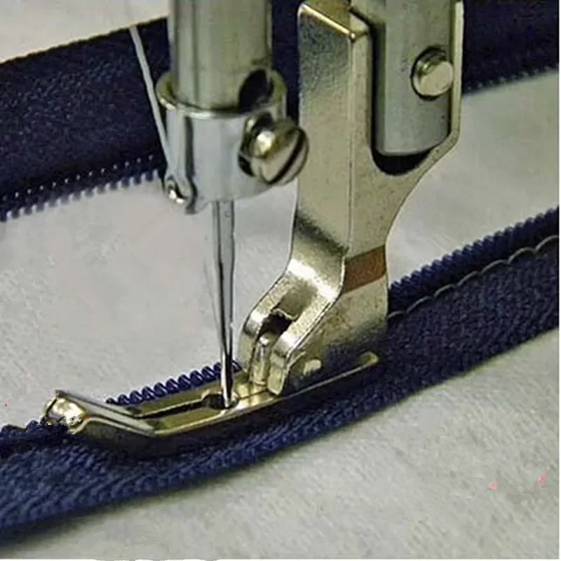 Industrial sewing machine presser foot flatcar 0.3 presser zipper foot # P363 toothpick thin steel presser foot AA7182-2
Industrial sewing machine presser foot flatcar 0.3 presser zipper foot # P363 toothpick thin steel presser foot AA7182-2