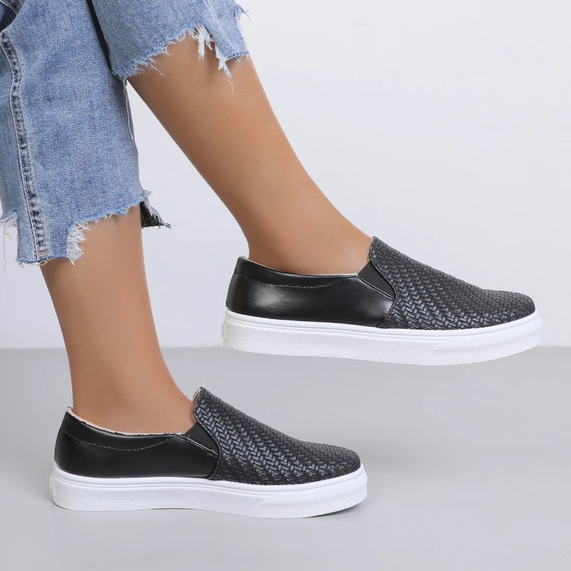 Women Flat Loafers Fashion Slip on Plus Size Non-slip Sneakers Flats Footwear Walking Shoes Female Casual Shoes Chaussure Femme
Women Flat Loafers Fashion Slip on Plus Size Non-slip Sneakers Flats Footwear Walking Shoes Female Casual Shoes Chaussure Femme