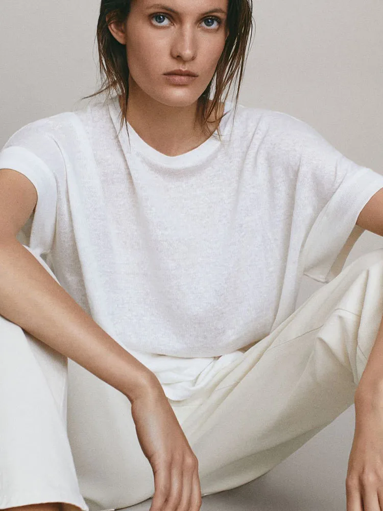 CamKemsey Classic White Tees For Women Casual O-Neck Summer Breathable Cotton Linen Loose Short Sleeve T-Shirts
CamKemsey Classic White Tees For Women Casual O-Neck Summer Breathable Cotton Linen Loose Short Sleeve T-Shirts